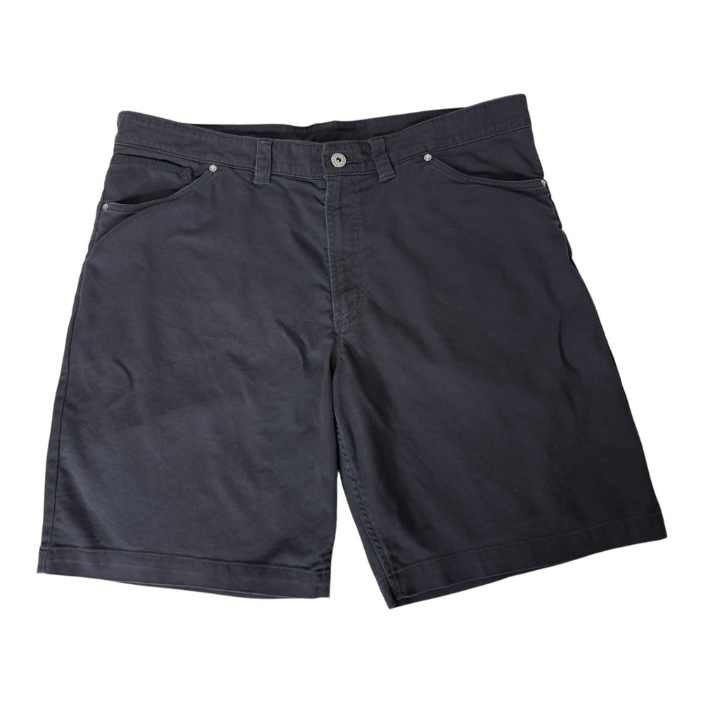 The North Face Men's 38 Black Flat Front Bermuda Shorts Pockets